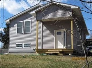 6 Chestnut St, Poughkeepsie, NY 12601