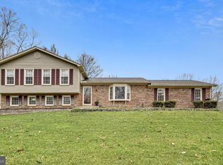 9230 Mimosa Dr, La Plata, MD 20646