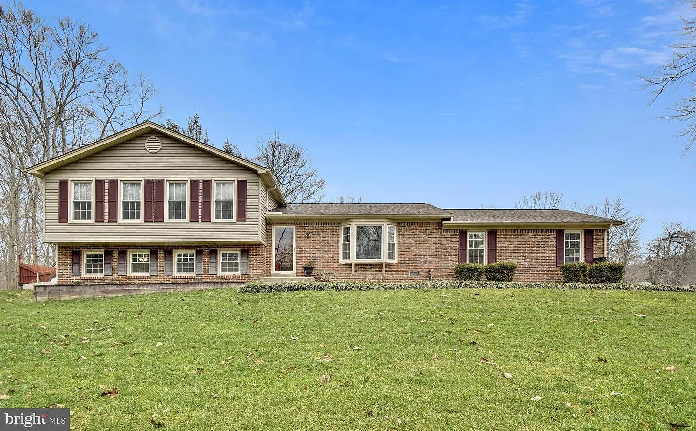 9230 Mimosa Dr photo 1