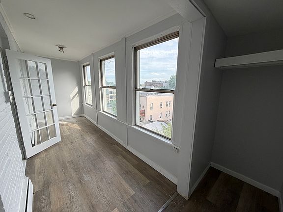 4th image of 39 Harmon St #4A