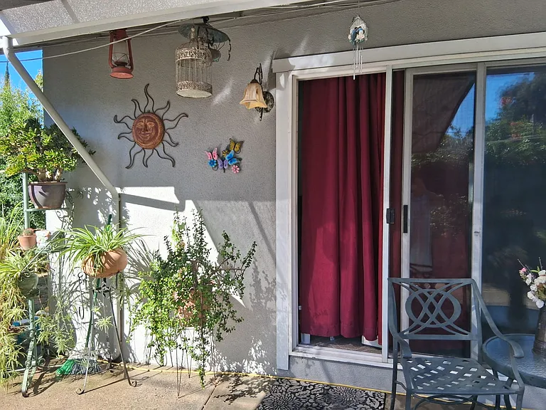 3900 Fargo Way — Photo 6