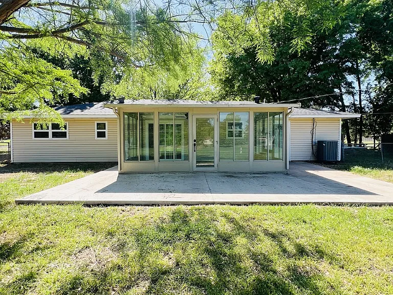 3615 N Grant St — Photo 19