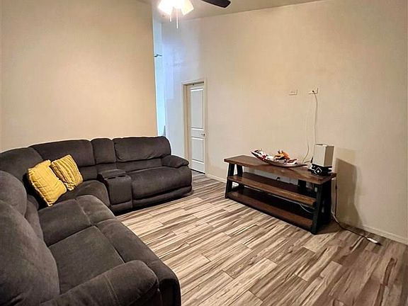 3rd image of 3946 E Jaxon St