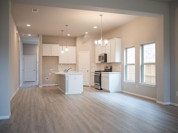 3rd image of 745 Ocean Palms Dr