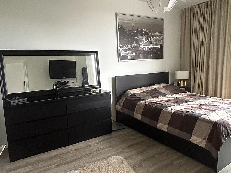 9618 Yonge St #1207 — Photo 3