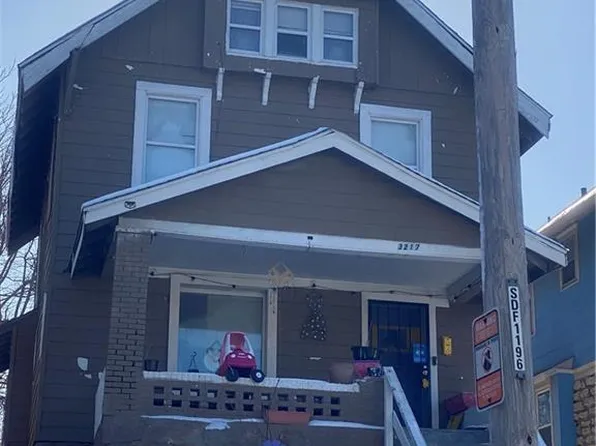 3217 E 32nd St, Kansas City, MO 64128