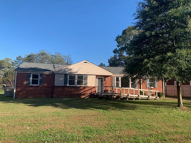 1st image of 4210 Lakeview Dr NW