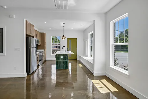2460 Millwood Ave #1 Photo 1