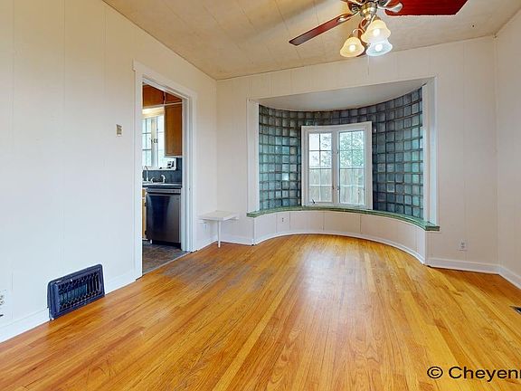 3rd image of 1925 E 19th St