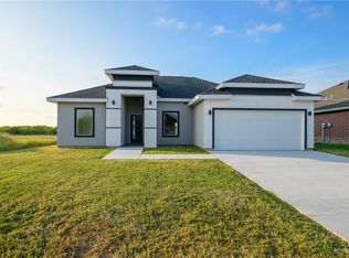 104 Republic Cir, San Benito, TX 78586