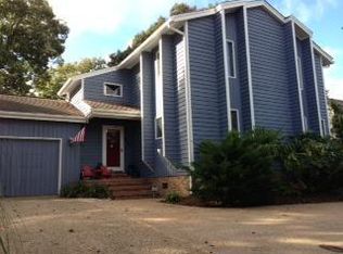 608 9th St, Virginia Beach, VA 23451