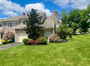 1401 Patrick Ct, Maple Glen, PA 19002