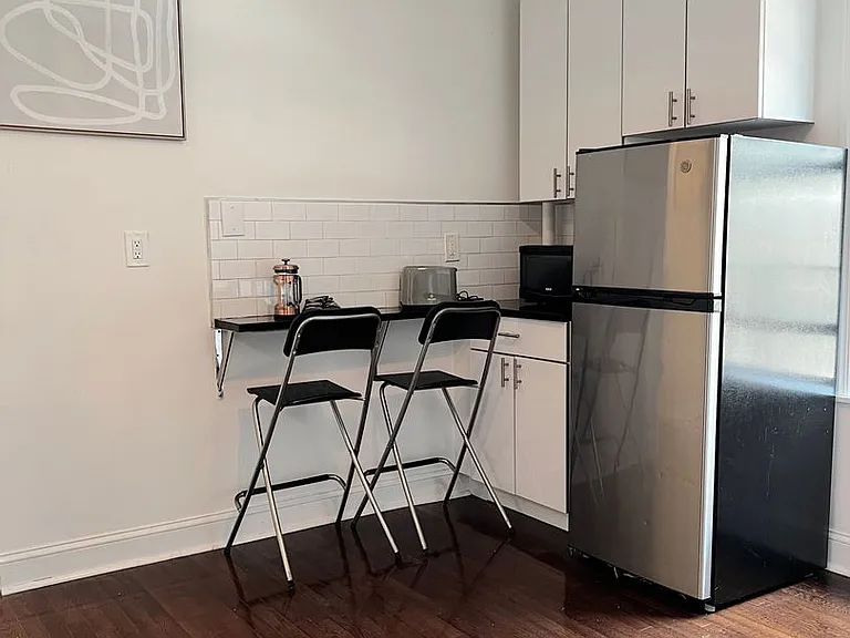 2403 Cambreleng Ave — Photo 13