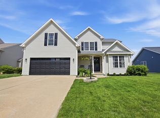 3910 Tallgrass Dr, Champaign, IL 61822