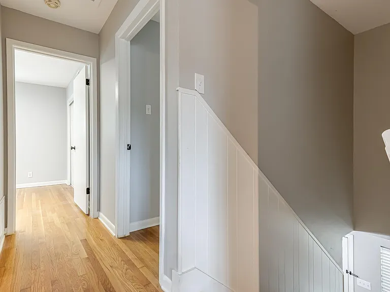 555 Patricia Dr — Photo 20