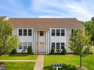 525 O'Belford Rd #O, Monroe Township, NJ 08831