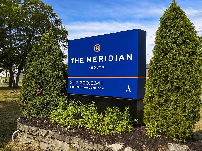 The Meridian North and South — Photo 34