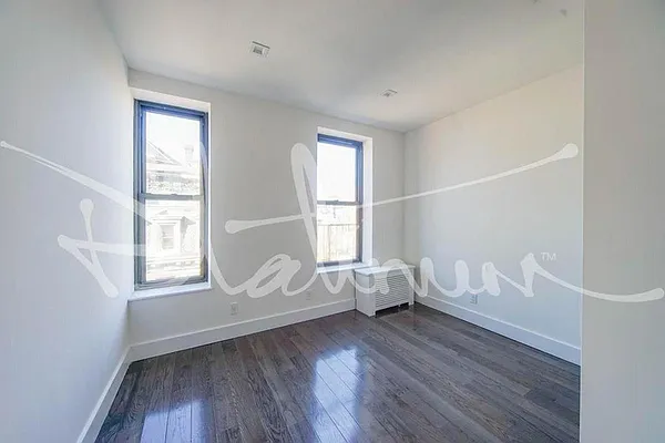 Rented by Platinum Properties | media 23