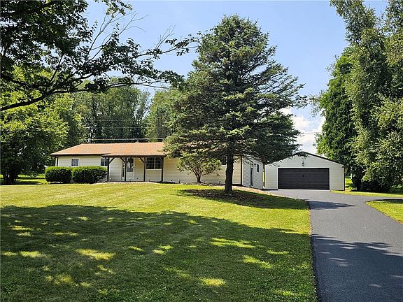 2nd image of 113 Muldoon Rd