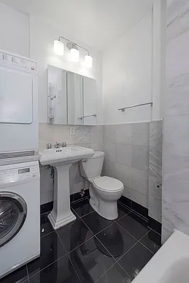 Rented by Bold Marketing | media 9