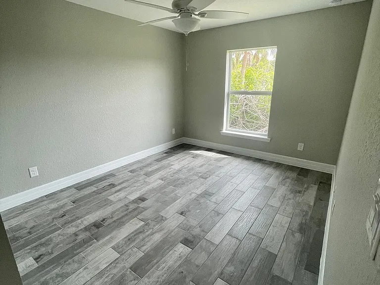 315 Sweetwater Dr — Photo 10