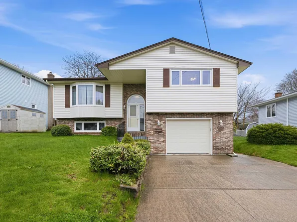 13 Camilla Ct, Halifax, NS B2X 3K4