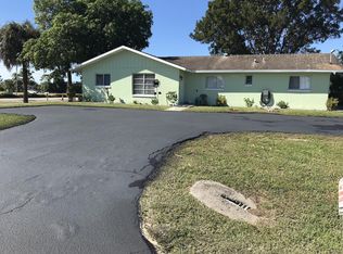 2423 Hunter Blvd, Naples, FL 34116