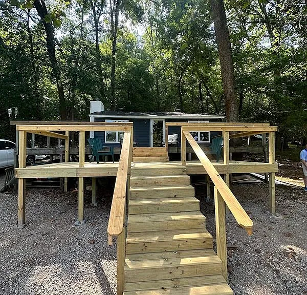401 Springwood Ter — Photo 14