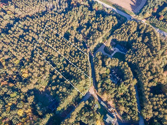 5th image of N Wilson Lake Rd