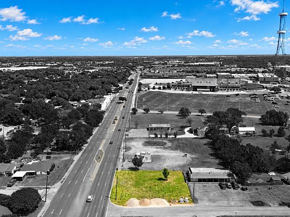 3rd image of 2648 W Scyene Rd
