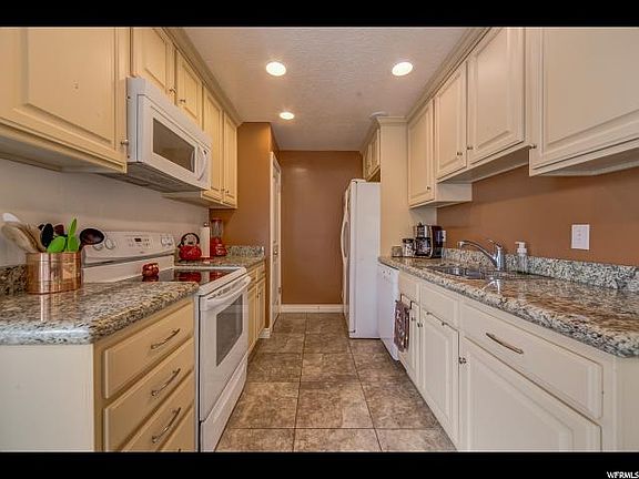 5th image of 5443 S Brister Dr