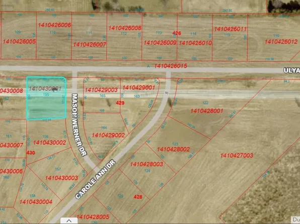 155 Mason Werner Dr, Peosta, IA 52068