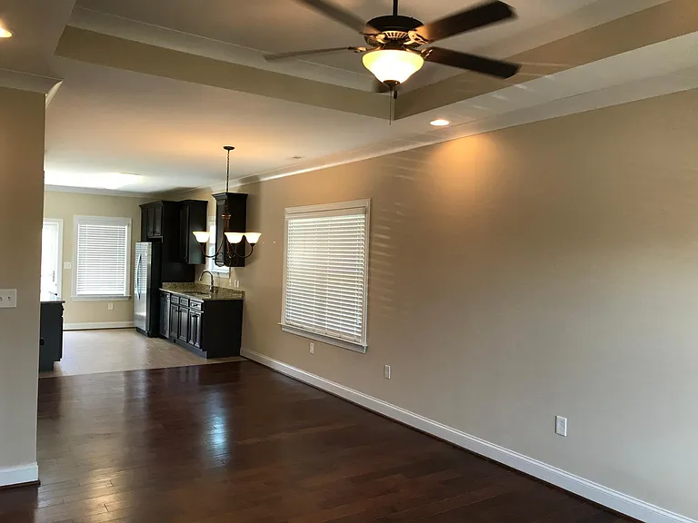 1821 Bell Tower Ln NE #1821 — Photo 3
