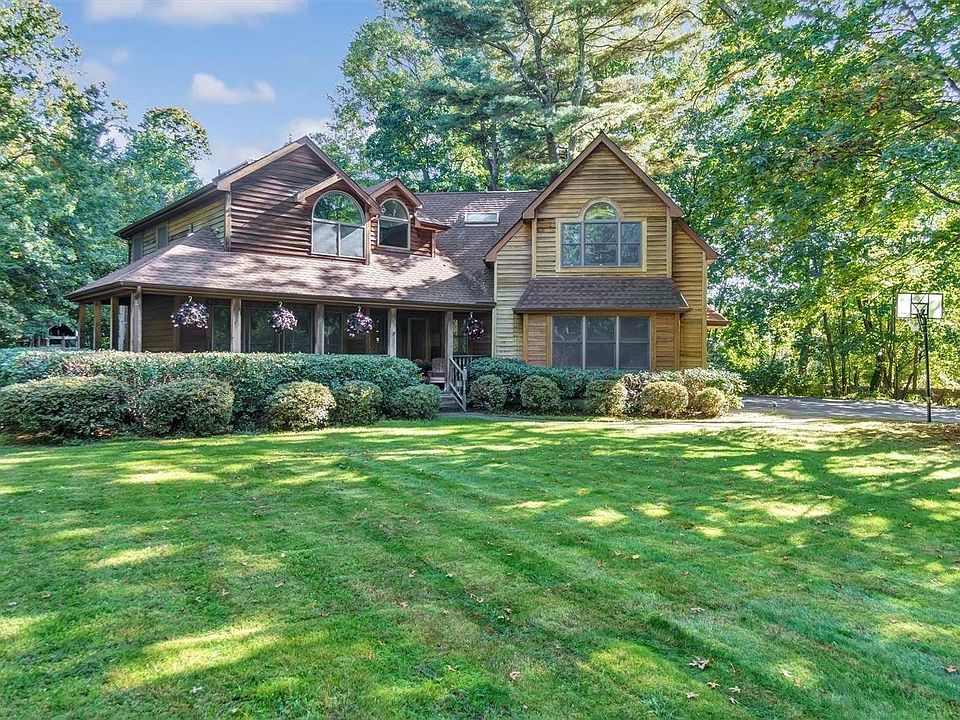 1st image of 39 Hitchcock Lane