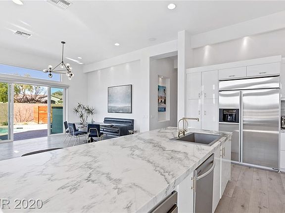 5th image of 24 Anthem Creek Cir
