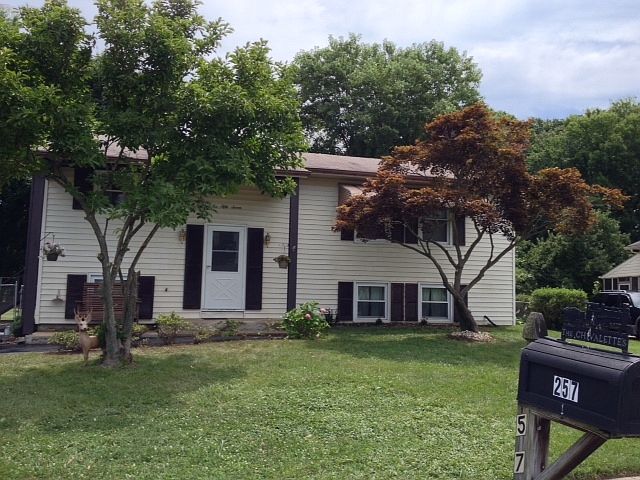 1st image of 257 Oakfield Dr