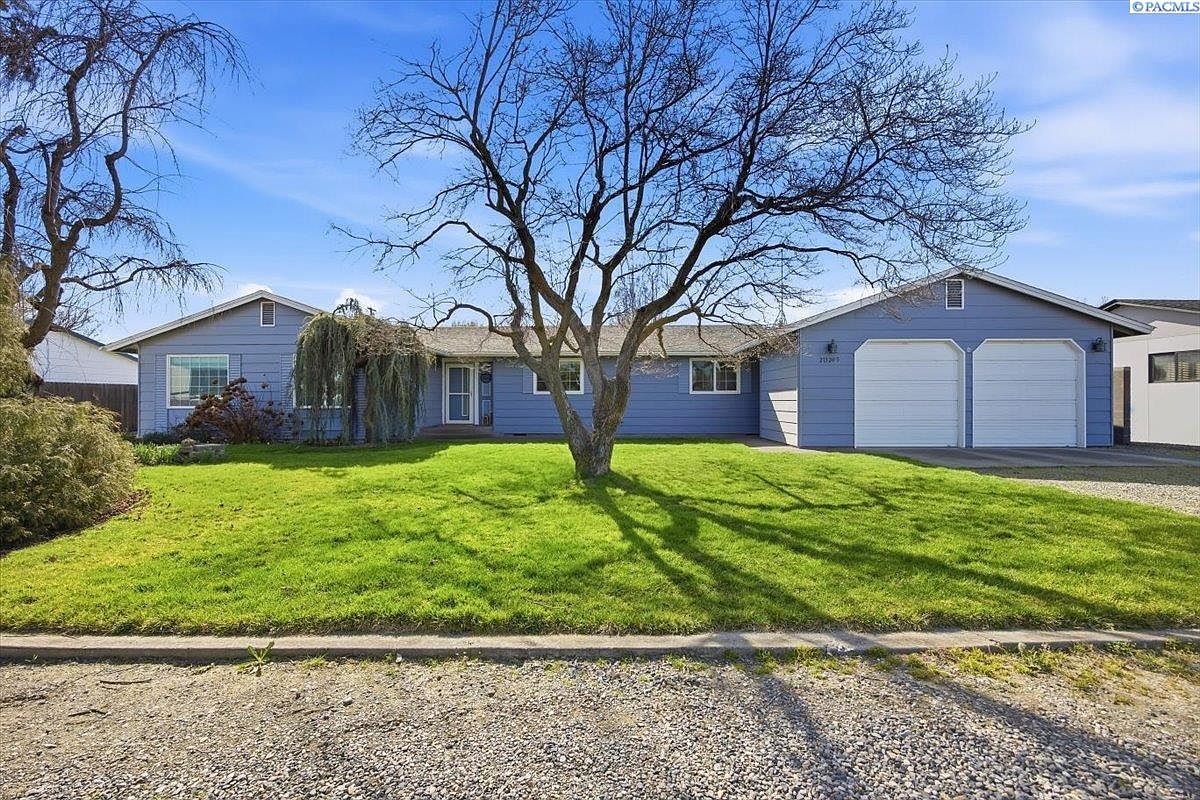 ゆゆ 213205 E 22nd Ave, Kennewick, WA 99337 | Zillow