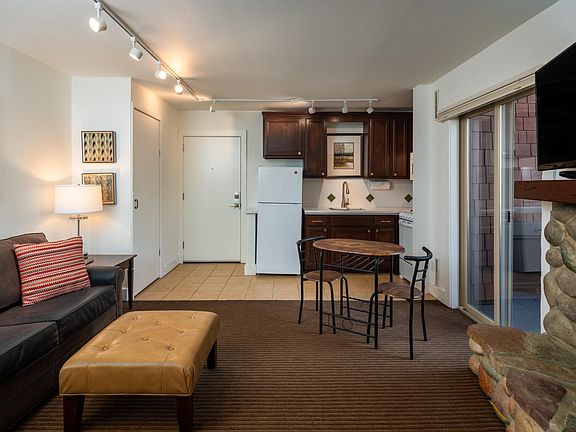 5th image of 109 Village Way #2005
