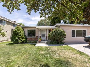 136 Walnut St, Elko, NV 89801