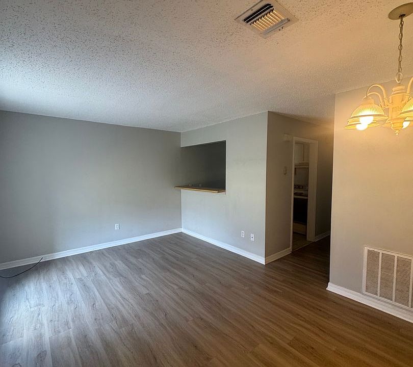 1st image of 5705 E Texas St APT 76