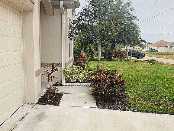 4th image of 1539 NW 37th Ave