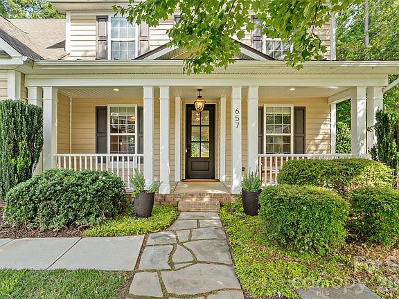 2nd image of 657 Ann Carson Ct