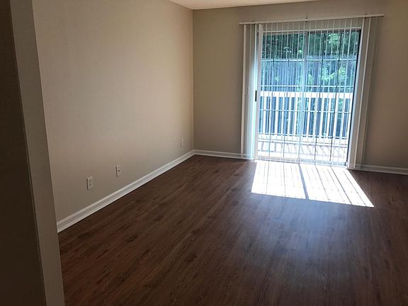 Bedroom with Porch