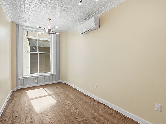 5th image of 63 Nassau St #202
