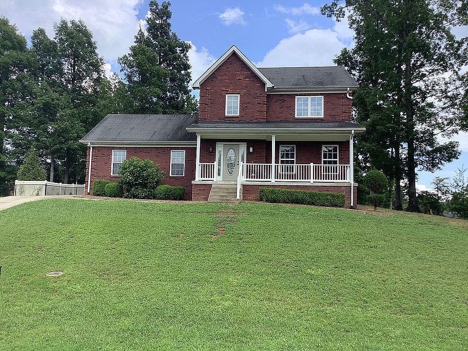 1st image of 102 Lombard Cir