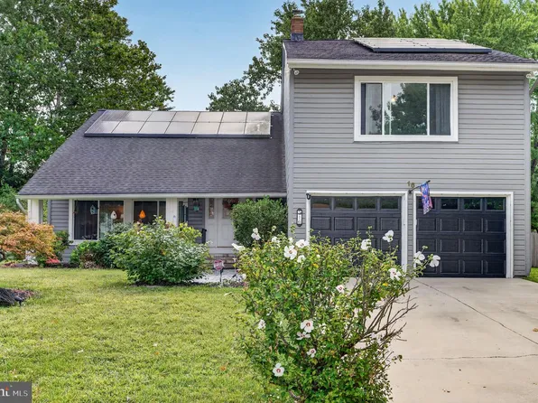16 Merion Rd, Marlton, NJ 08053