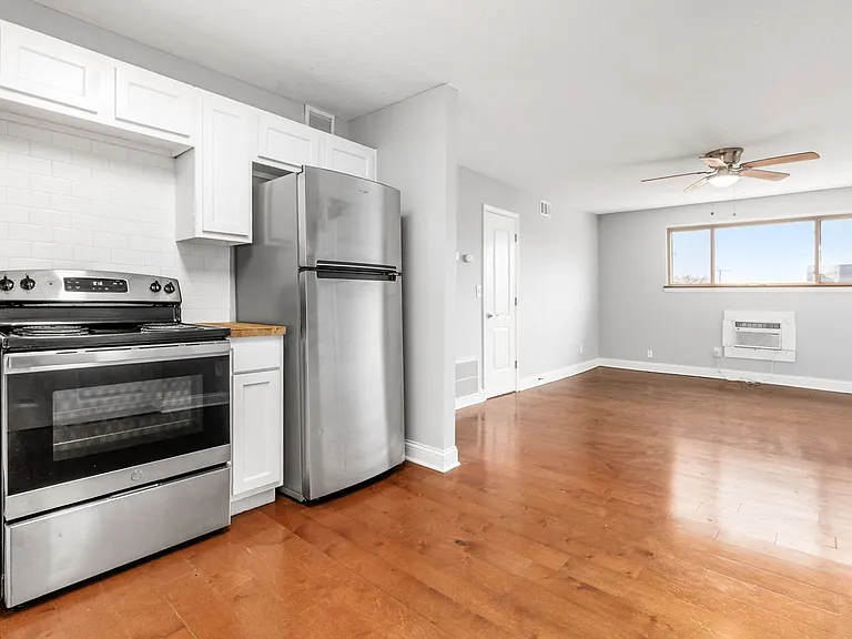 1580 E Mound St — Photo 32