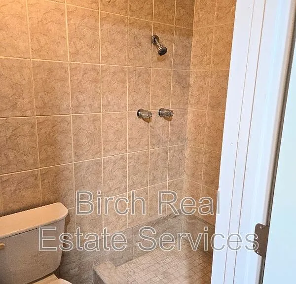 4328 Baden Dr — Photo 17
