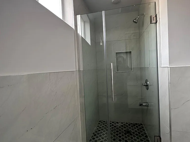 636 N 13th St #3 — Photo 8