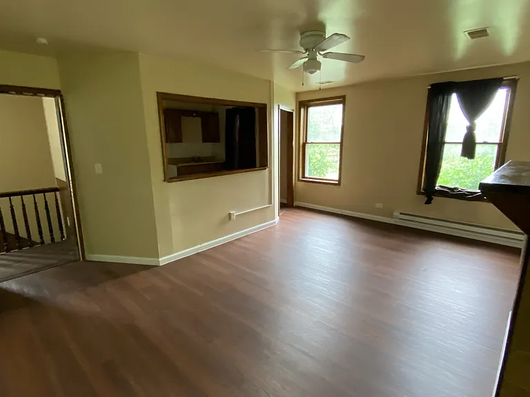 1227 N Superior St #4 — Photo 8